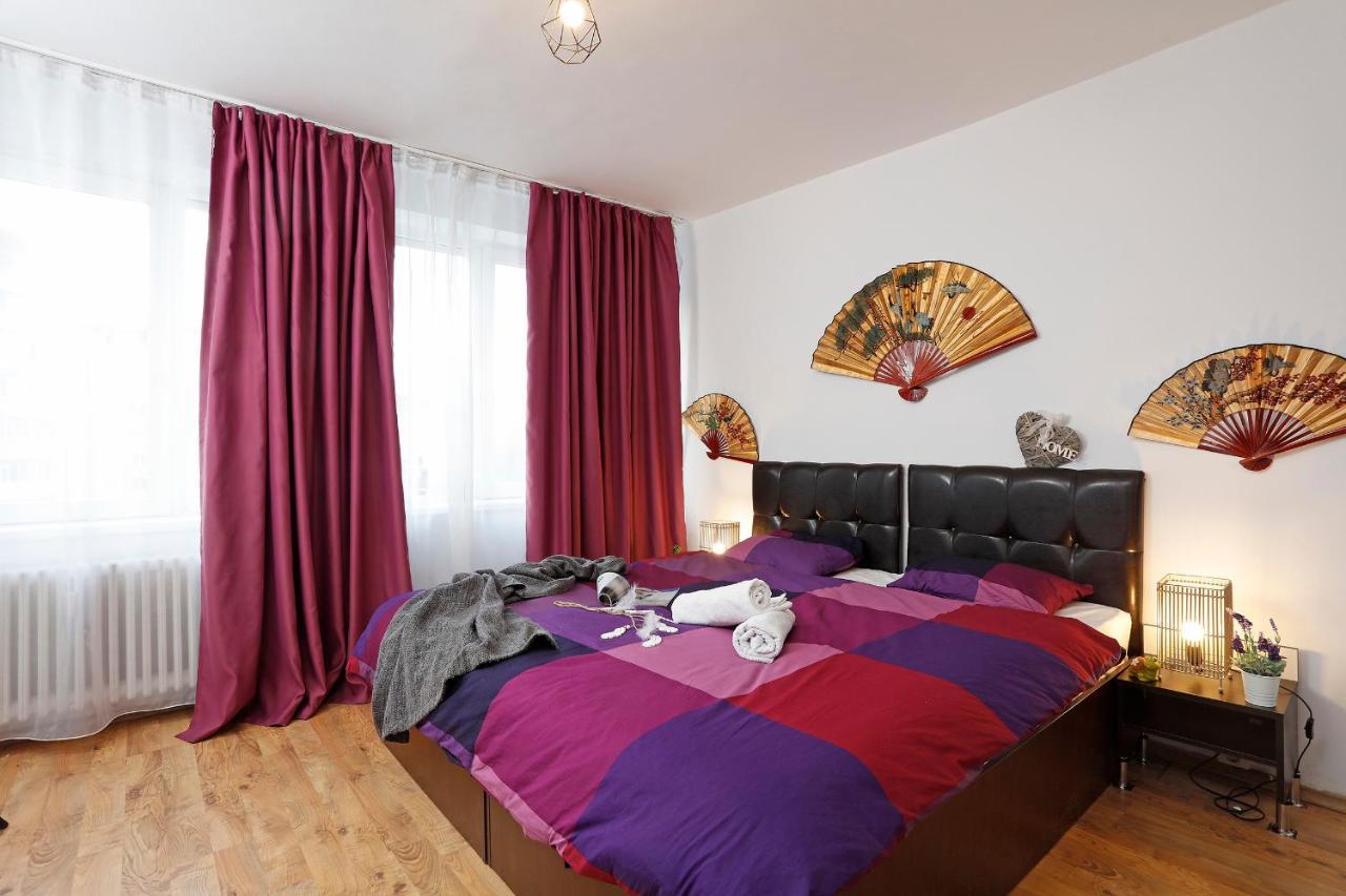 Central Apartment Very Close To Old City Bukurešť Exteriér fotografie